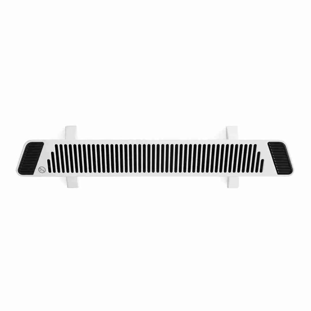 Mod. HSX 2320FS slim style con soli 90 mm di profondita. Convettore lettrico con 3 livelli di potenza 800/1200/2000 W + turbo. 230V - 50 Hz. Termostato ambiente. Ventilazione laterale forzata per una migliore distribuzione del calore, in potenza media e massima. Termostato ambiente per impostare e mantenere automaticamente la temperatura desiderata. Termostato di sicurezza. Funzione anti-gelo. Maniglie per un facile trasporto. Adatto per ambienti fino a 60 m. Dimensioni 683x90(200)xh460 mm.