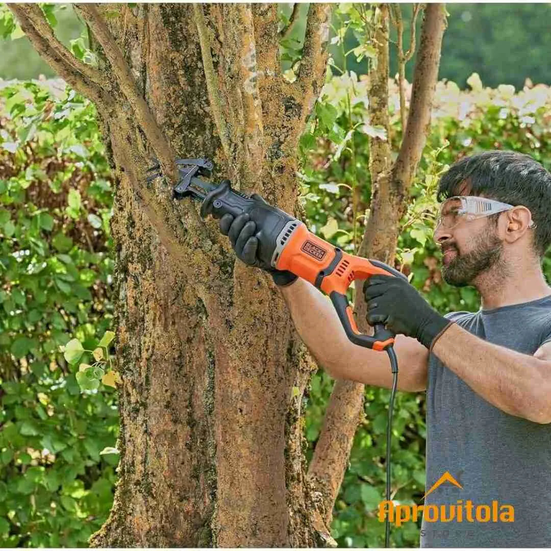 Sega a Gattuccio 750W BES301 | BLACK+DECKER