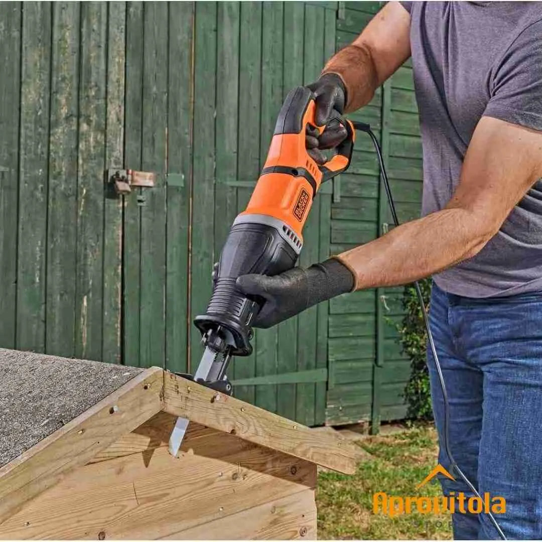 Sega a Gattuccio 750W BES301 | BLACK+DECKER