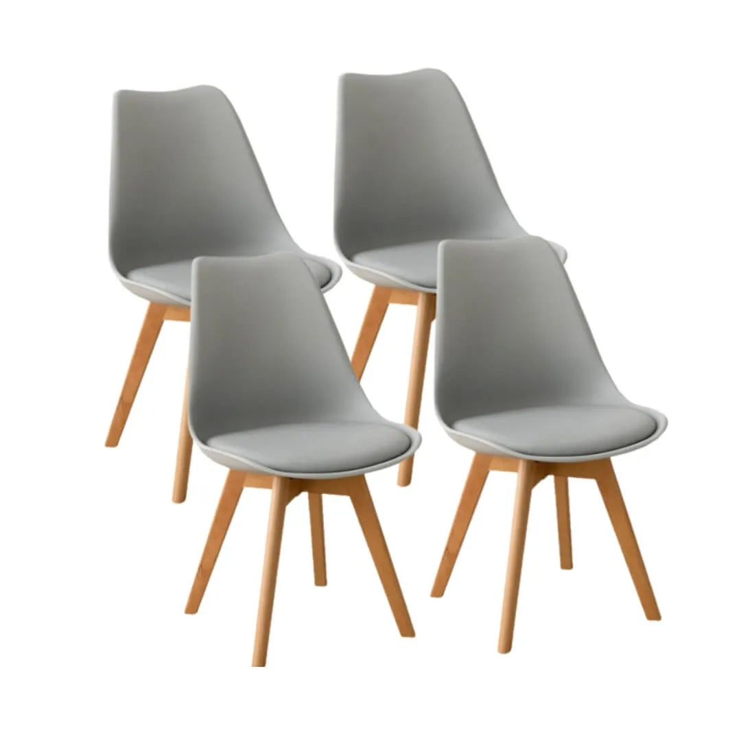 Sedia con gambe in legno