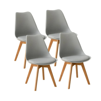 Sedia con gambe in legno