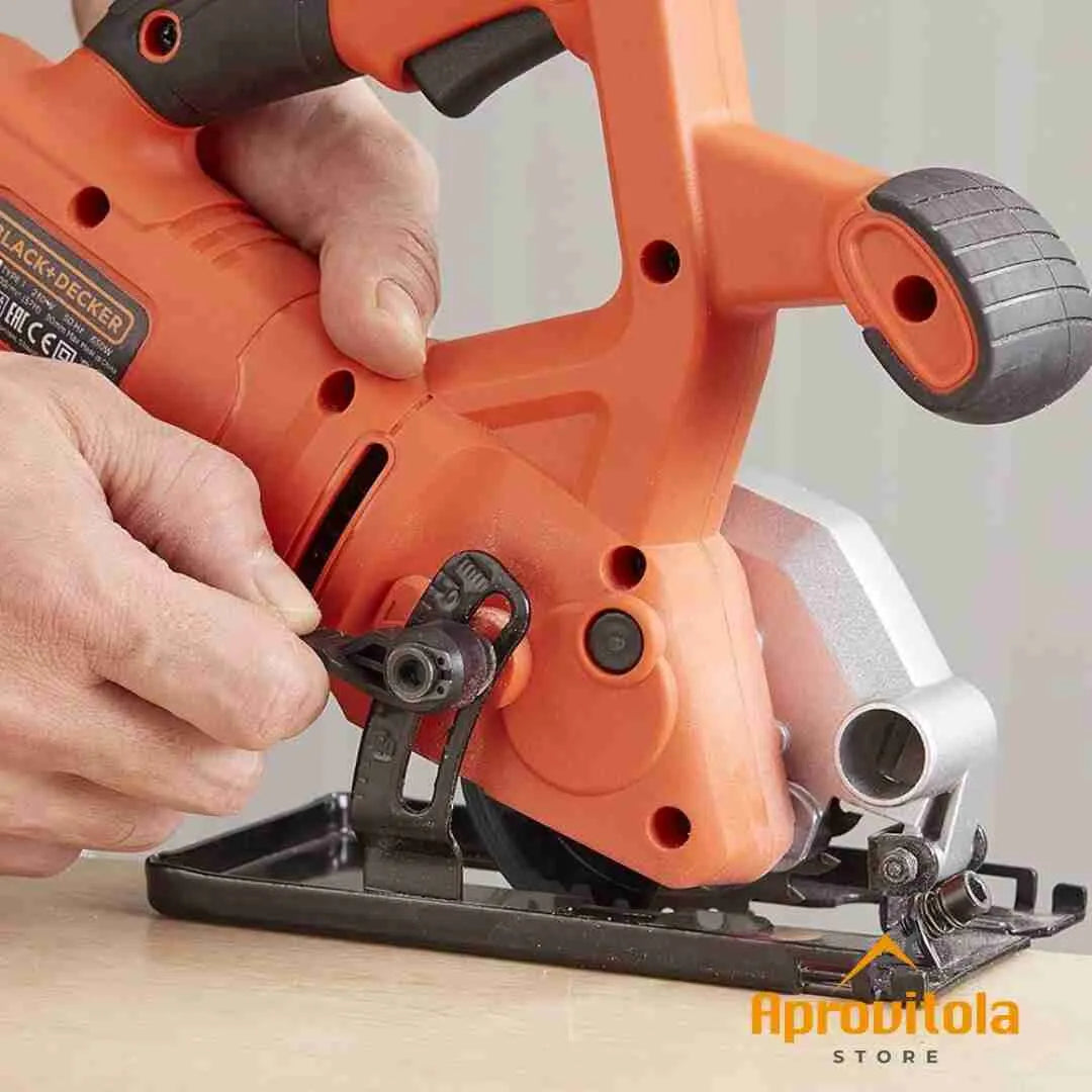 Sega Circolare 12V | BLACK+DECKER