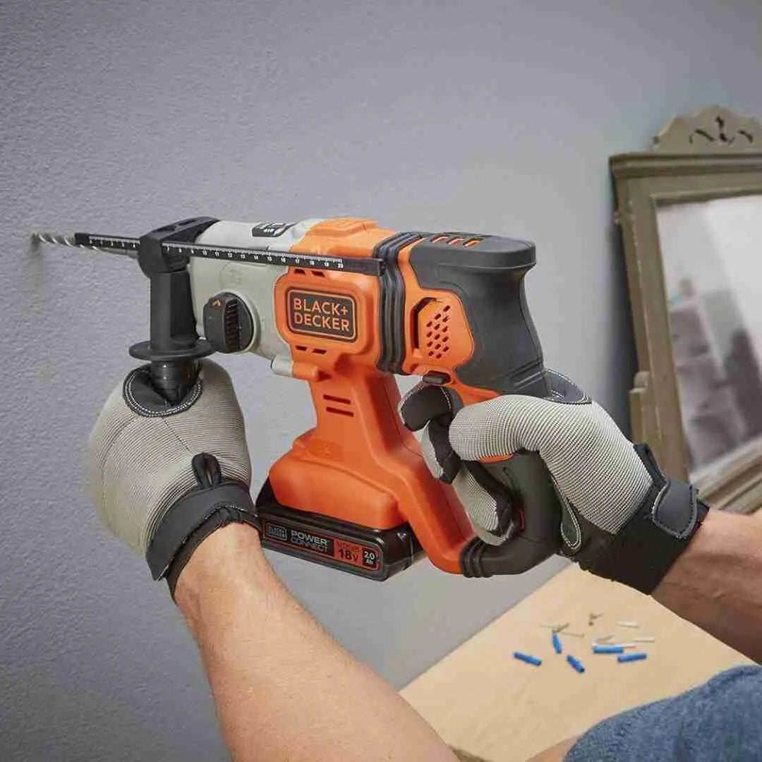 Tassellatore con 2 batterie SDS BCD900E2K | BLACK+DECKER